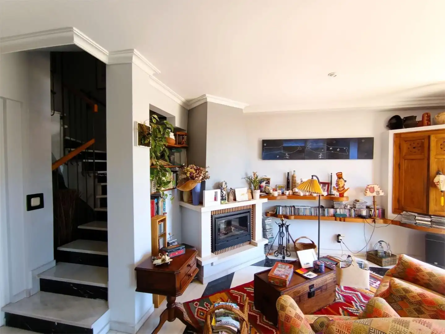 Casa adosada en venta en Calle Lentisco, 8, Norte-Sierra Sala de estar de Casa adosada en venta en Córdoba Capital con Aire acondicionado, Terraza y Piscina