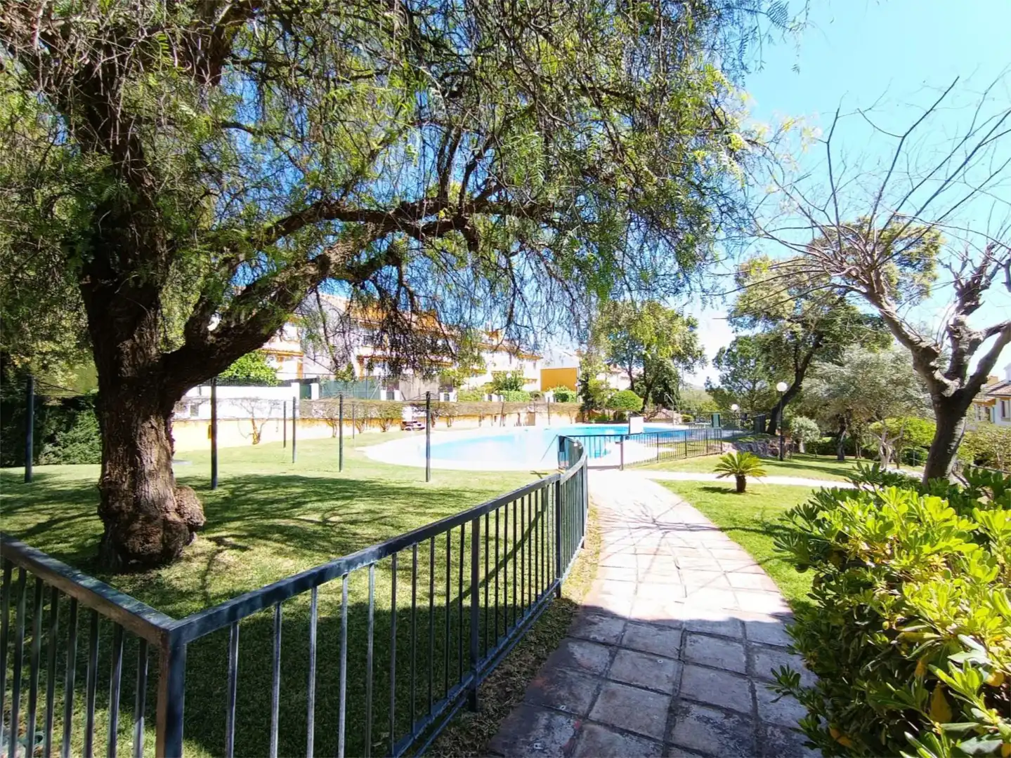Casa adosada en venta en Calle Lentisco, 8, Norte-Sierra Jardín de Casa adosada en venta en Córdoba Capital con Aire acondicionado, Terraza y Piscina