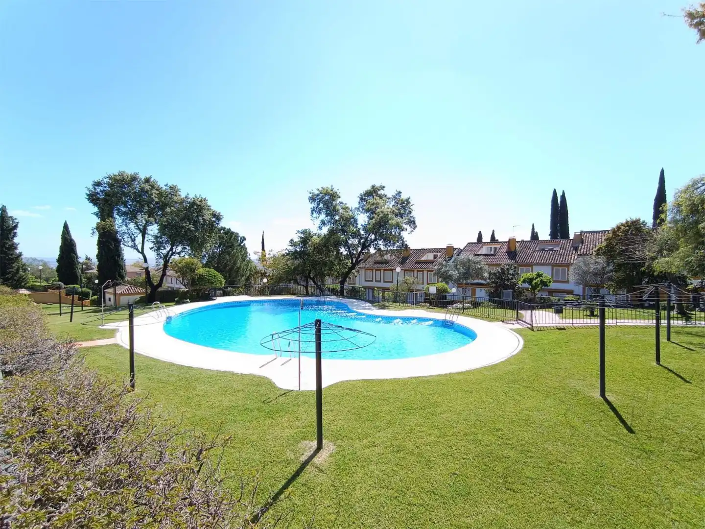 Casa adosada en venta en Calle Lentisco, 8, Norte-Sierra Jardín de Casa adosada en venta en Córdoba Capital con Aire acondicionado, Terraza y Piscina