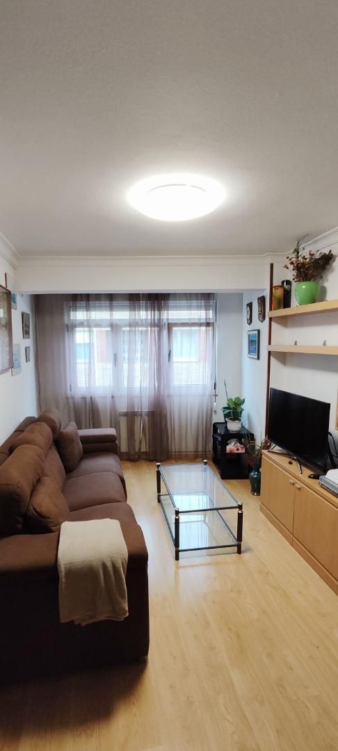 Sala d'estar de Pis en venda en Ferrol amb Calefacció