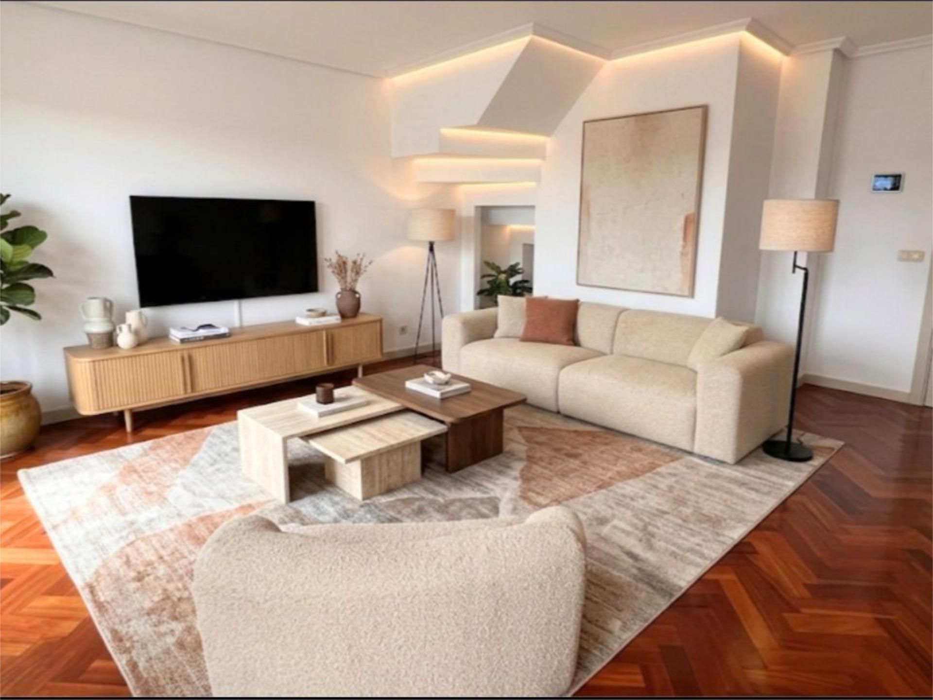 Sala d'estar de Pis en venda en A Coruña Capital  amb Calefacció, Parquet i Traster