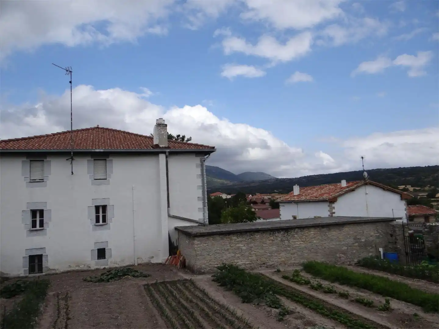 Finca rústica en venda a Barrio la Iglesia, 17, Junta de Traslaloma Vista exterior de Finca rústica en venda en Junta de Traslaloma amb Terrassa i Balcó