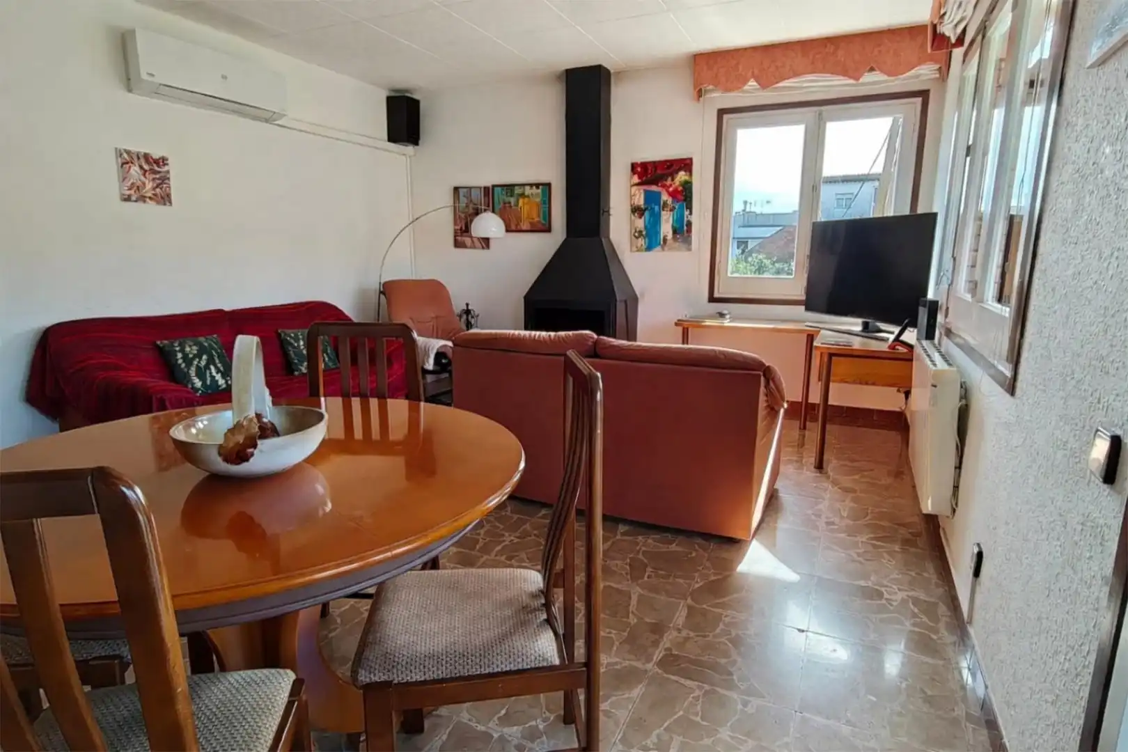 Flat for sale in Carrer Joan Tarruella, 67, Pallejà Living room of Flat for sale in Pallejà with Air Conditioner, Terrace and Balcony