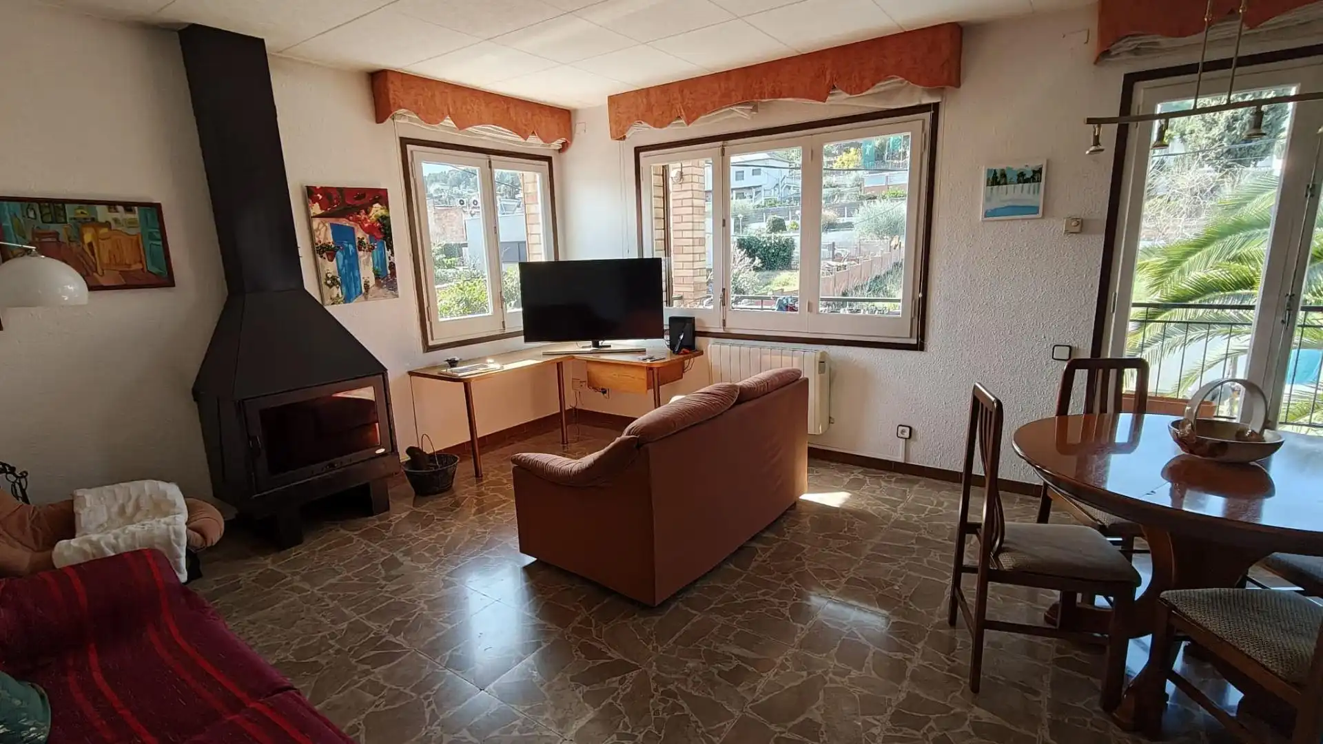 Flat for sale in Carrer Joan Tarruella, 67, Pallejà Living room of Flat for sale in Pallejà with Air Conditioner, Terrace and Balcony