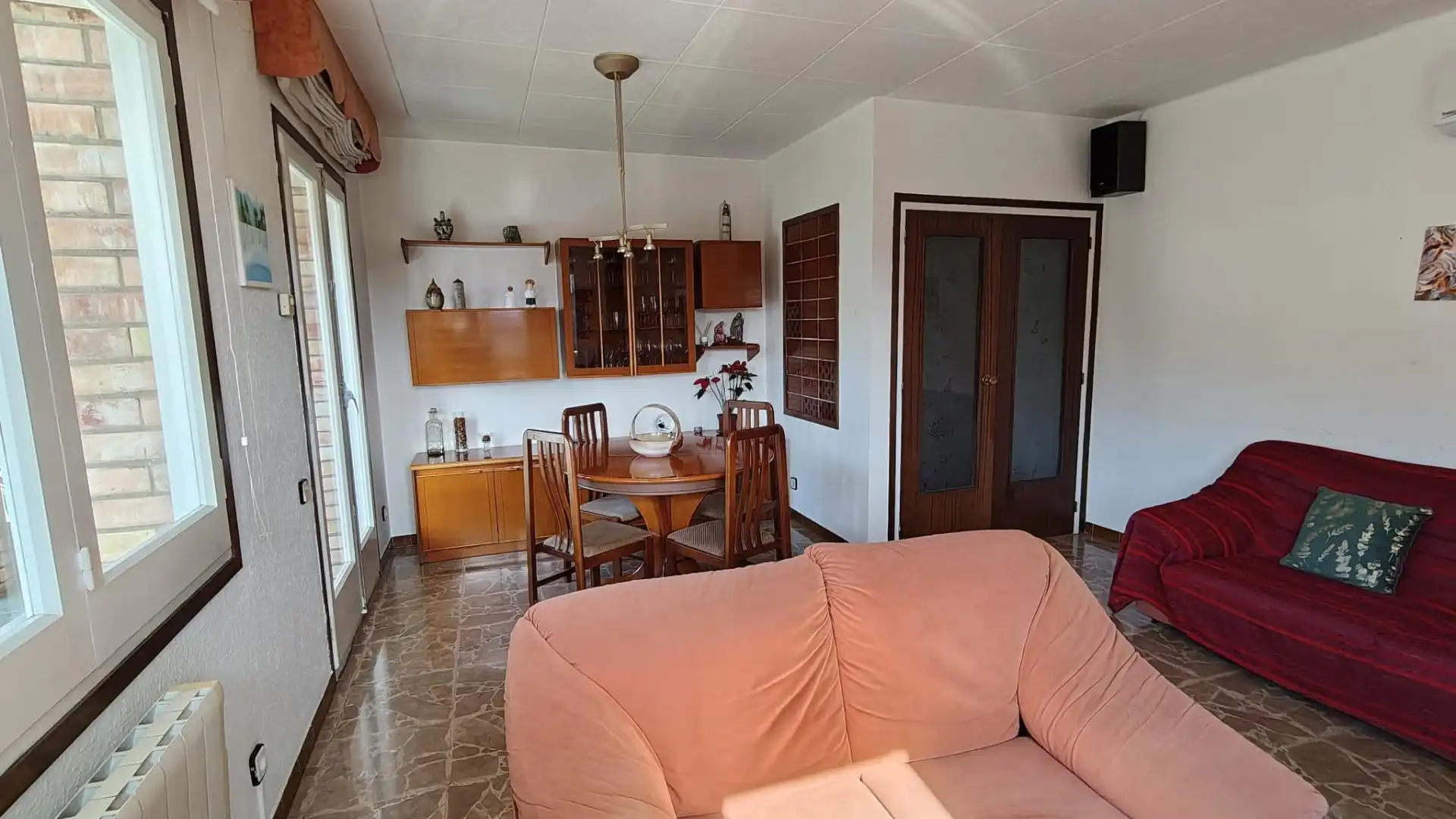 Flat for sale in Carrer Joan Tarruella, 67, Pallejà Living room of Flat for sale in Pallejà with Air Conditioner, Terrace and Balcony