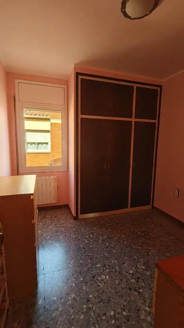 Flat for sale in Carrer Joan Tarruella, 67, Pallejà Bedroom of Flat for sale in Pallejà with Air Conditioner, Terrace and Balcony
