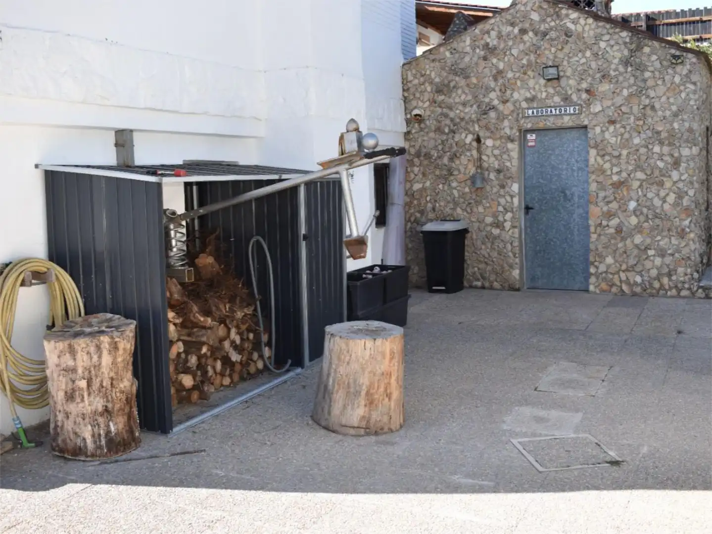 Casa o xalet en venda a Carrer Mirador D'enguera, 32, Mogente / Moixent Casa o xalet en venda en Mogente / Moixent amb Aire condicionat, Terrassa i Piscina