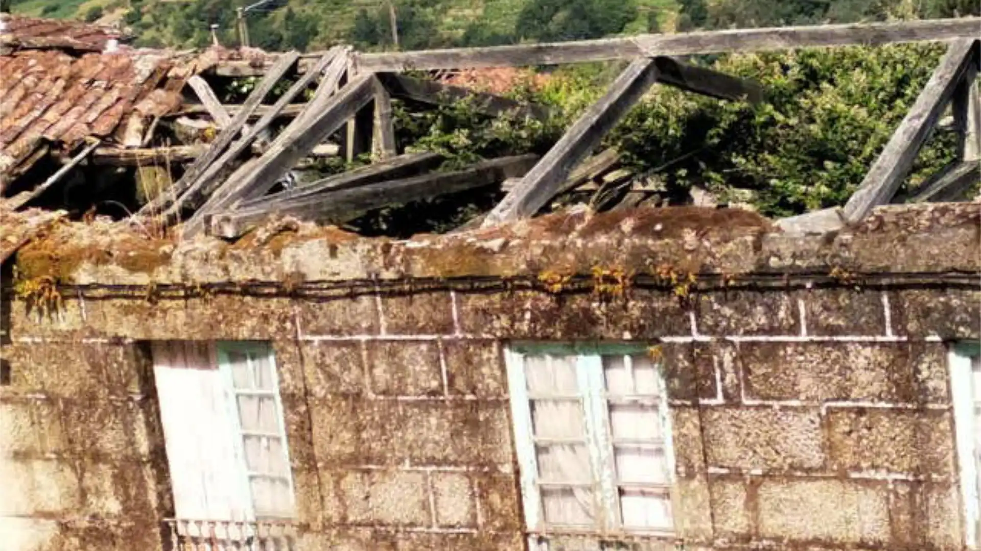 Vista exterior de Casa o chalet en venta en Nogueira de Ramuín