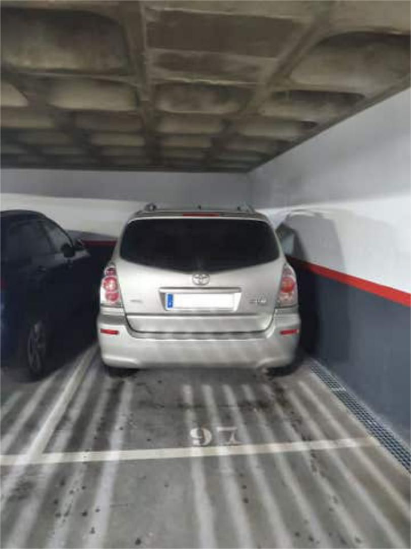 Parking of Garage to rent in Leganés