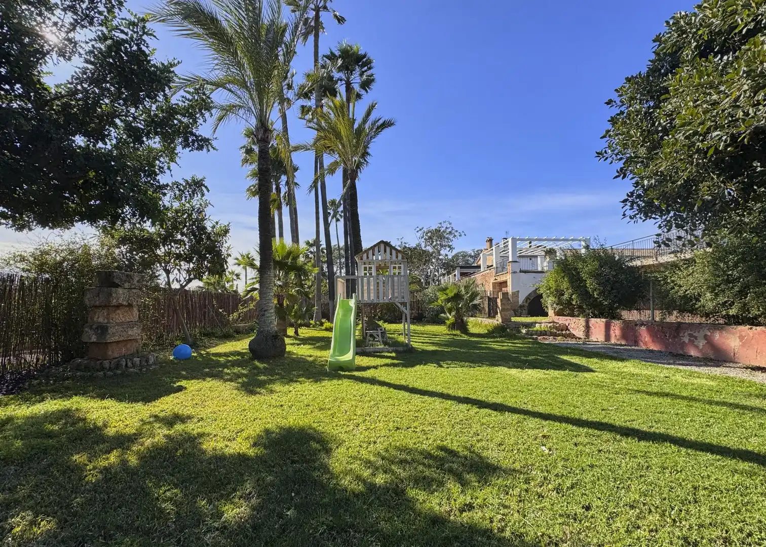 Country homes for rent in Carrer del Garballó, 215, Es Garrovers Garden of Country homes for rent in Marratxí with Air Conditioner, Heating and Private garden