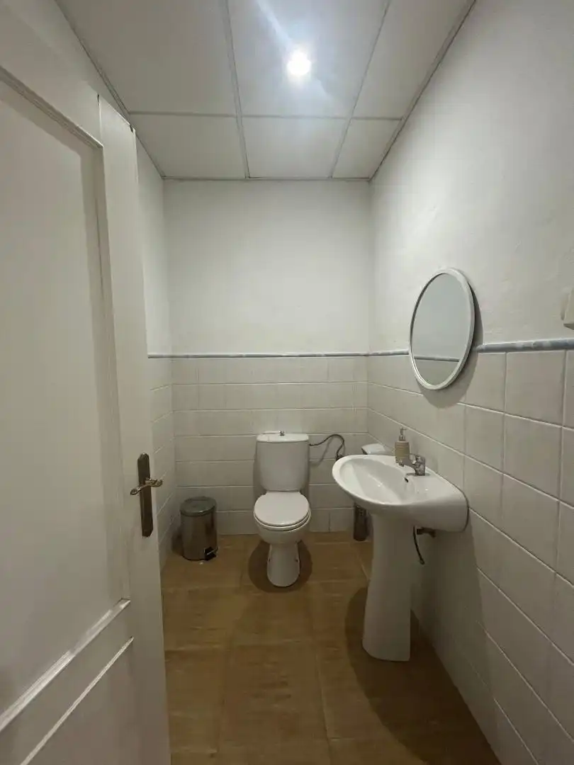 Baño de Local en venta en Rosal de la Frontera con Aire acondicionado