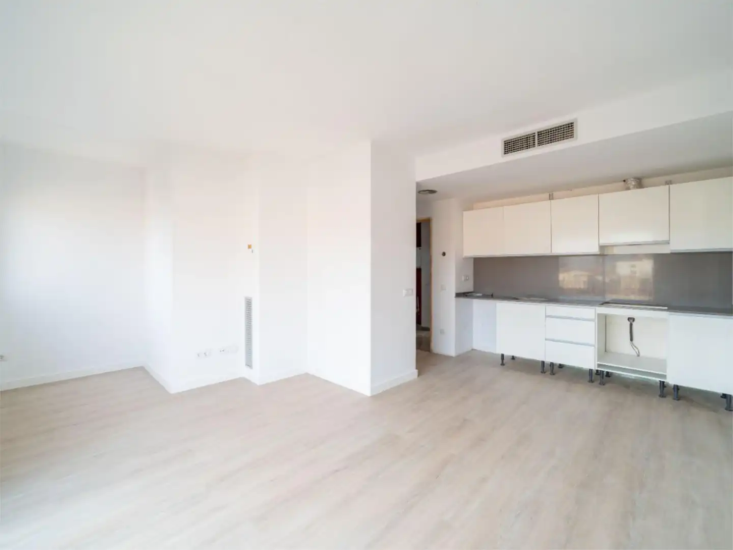 Piso en venta en Carrer del Raig, 9, La Bisbal d'Empordà Cocina de Piso en venta en La Bisbal d'Empordà con Aire acondicionado y Balcón