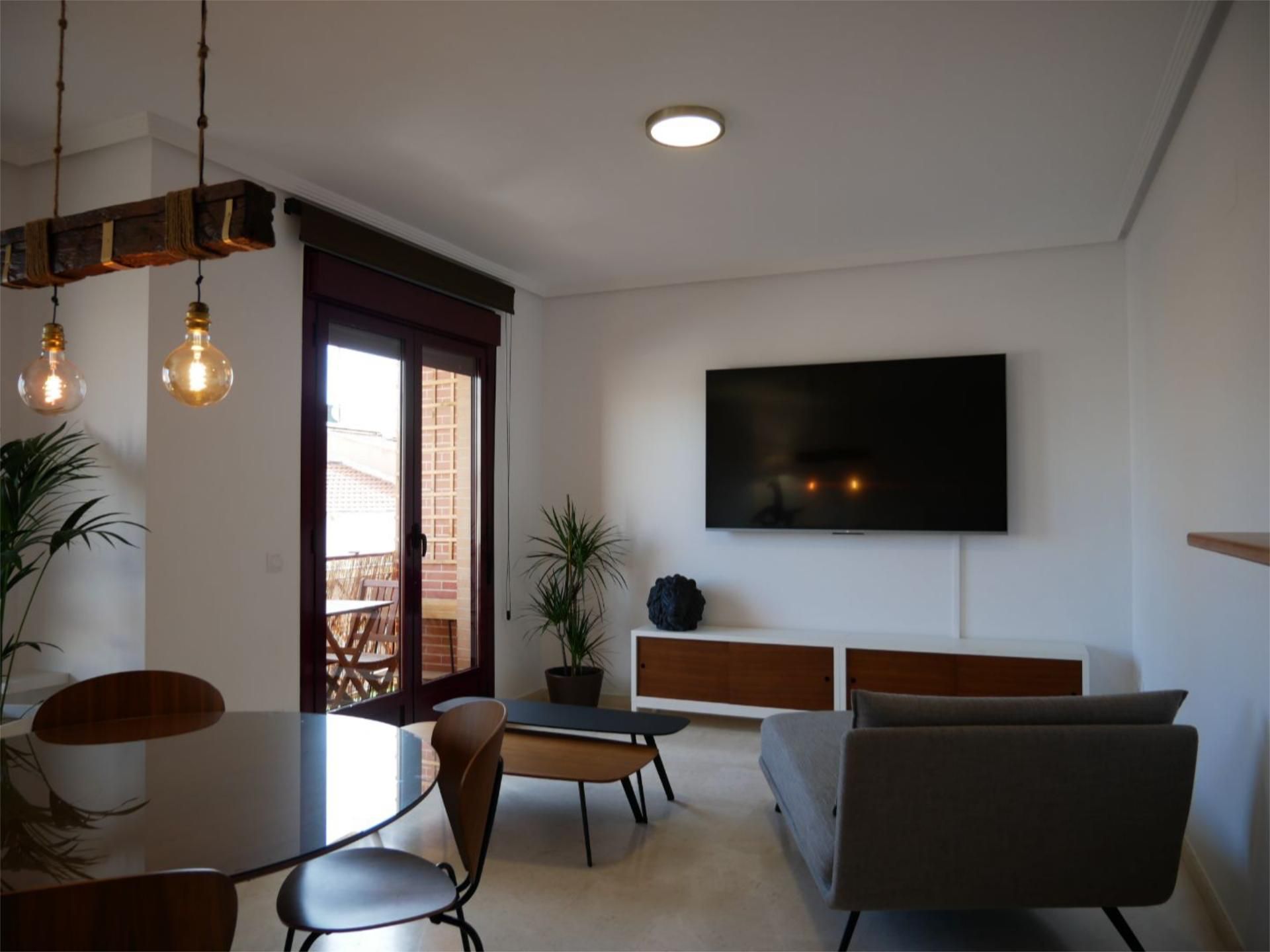 Pis en venda a Avenida Primero de Julio, 7, Valdepeñas Sala d'estar de Pis en venda en Valdepeñas amb Aire condicionat i Terrassa