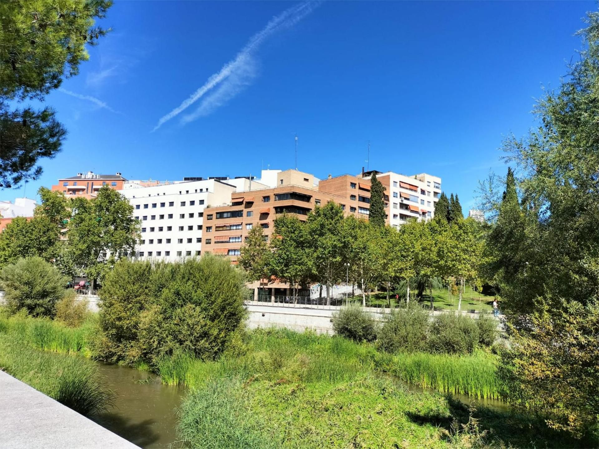 Exterior view of Flat to rent in  Madrid Capital  with Heating, Furnished and Video intercom