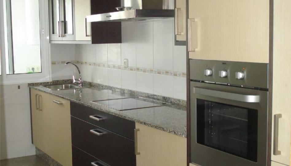 Piso de alquiler en Rua Lleida, 1, A Gándara, Narón - imagen 1 Foto 1 de Piso de alquiler en Rua Lleida, 1, A Gándara, Narón