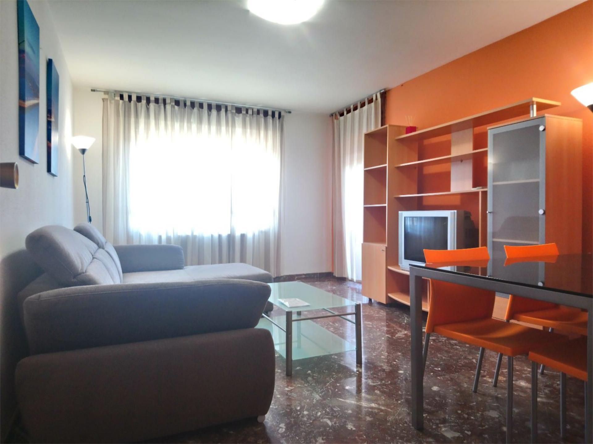 Living room of Flat to rent in  Zaragoza Capital  with Air Conditioner, Heating and Terrace
