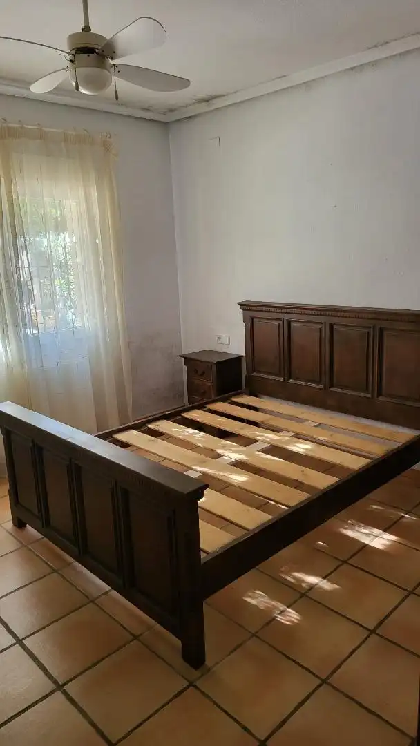 Dormitori de Casa o xalet en venda en Orihuela amb Aire condicionat, Calefacció i Jardí privat