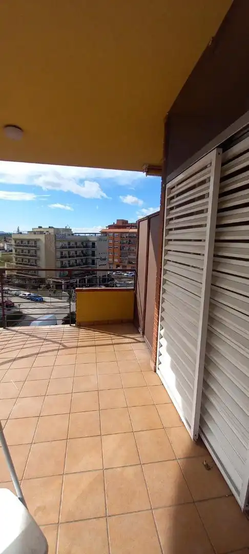 Wohnung zum Verkauf in Avinguda de Salvador Dalí I Domènech, 13, Poble Nou - Olivar Gran Terrasse von Wohnung zum Verkauf in Figueres mit Klimaanlage, Terrasse und Schwimmbad
