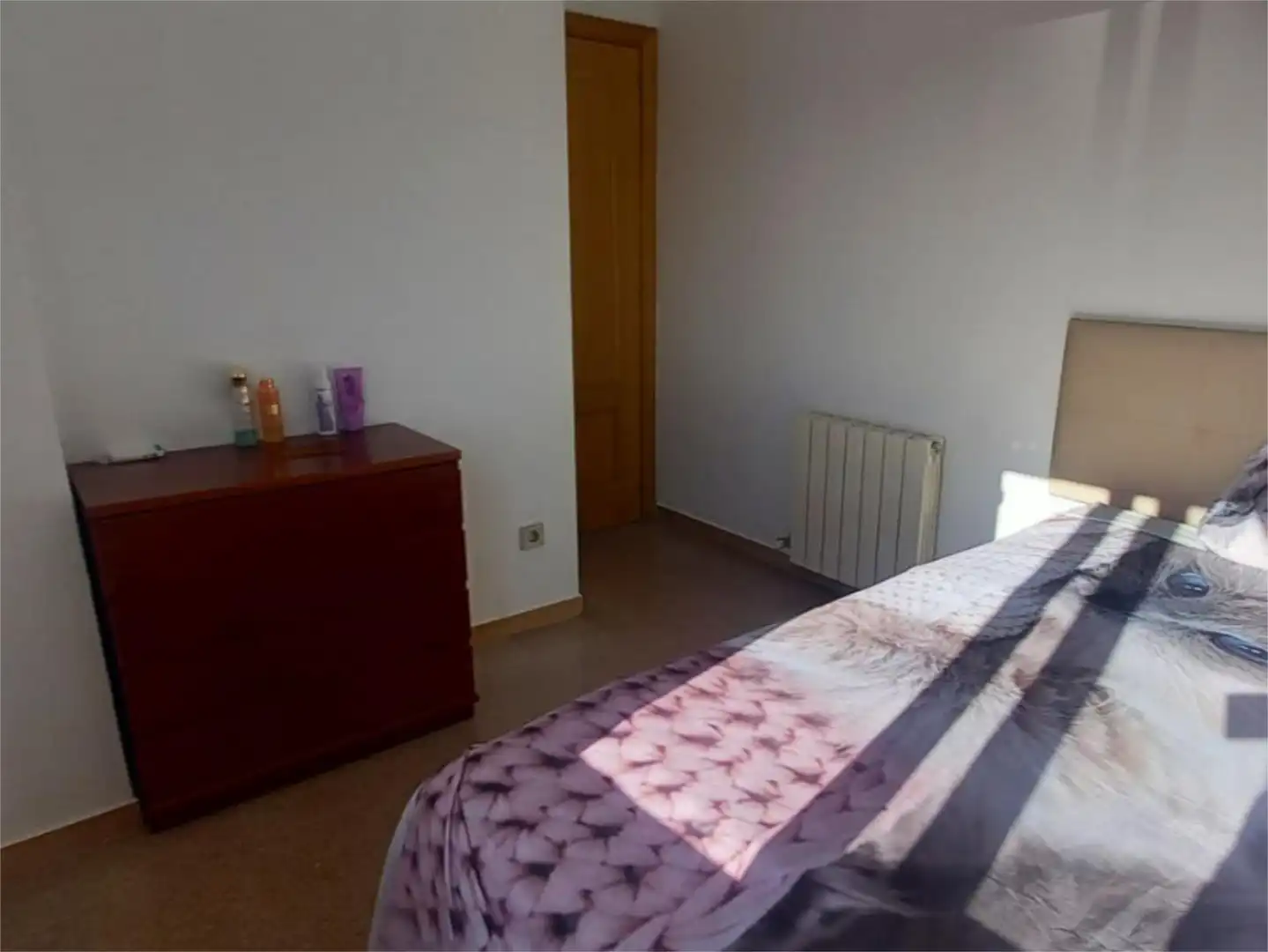 Wohnung zum Verkauf in Avinguda de Salvador Dalí I Domènech, 13, Poble Nou - Olivar Gran Schlafzimmer von Wohnung zum Verkauf in Figueres mit Klimaanlage, Terrasse und Schwimmbad