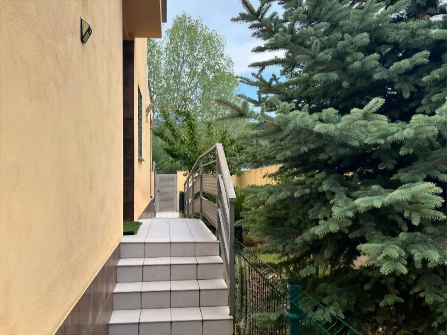 Casa o chalet en venta en Avinguda Castelló, 35, La Pobla de Tornesa Vista exterior de Casa o chalet en venta en La Pobla de Tornesa con Aire acondicionado, Terraza y Piscina