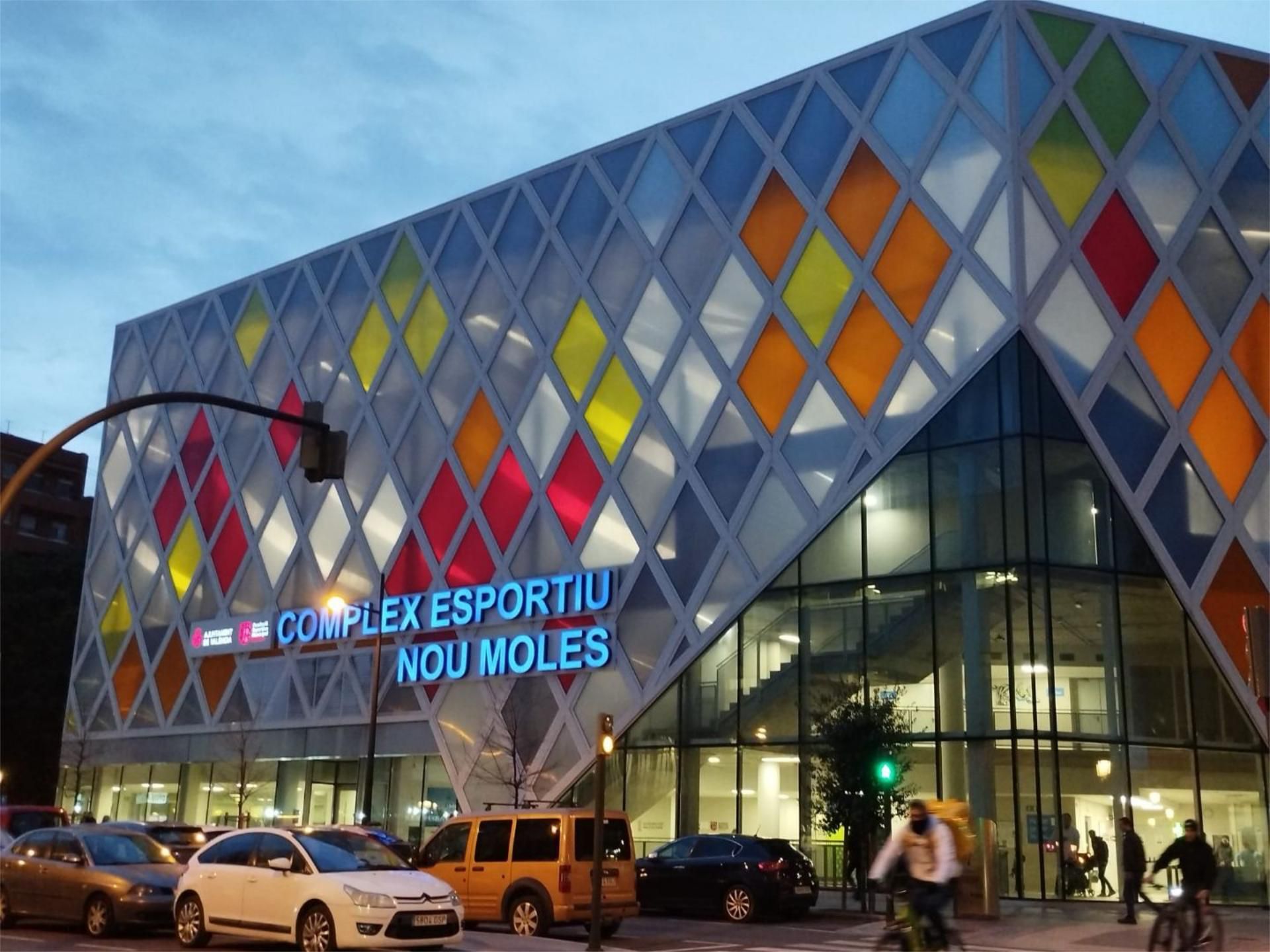 Exterior view of Flat for sale in  Valencia Capital  with Air Conditioner and Balcony