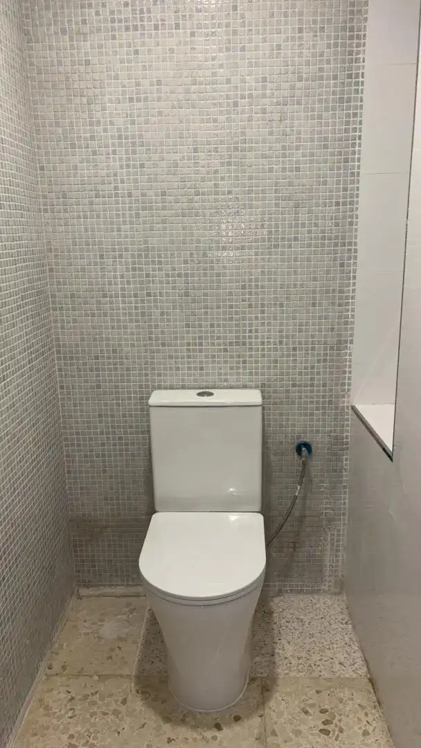 Piso de alquiler en Calle Agustín de la Oliva, 10, El Brillante -El Naranjo - El Tablero Baño de Piso de alquiler en Córdoba con Aire acondicionado, Calefacción y Parquet
