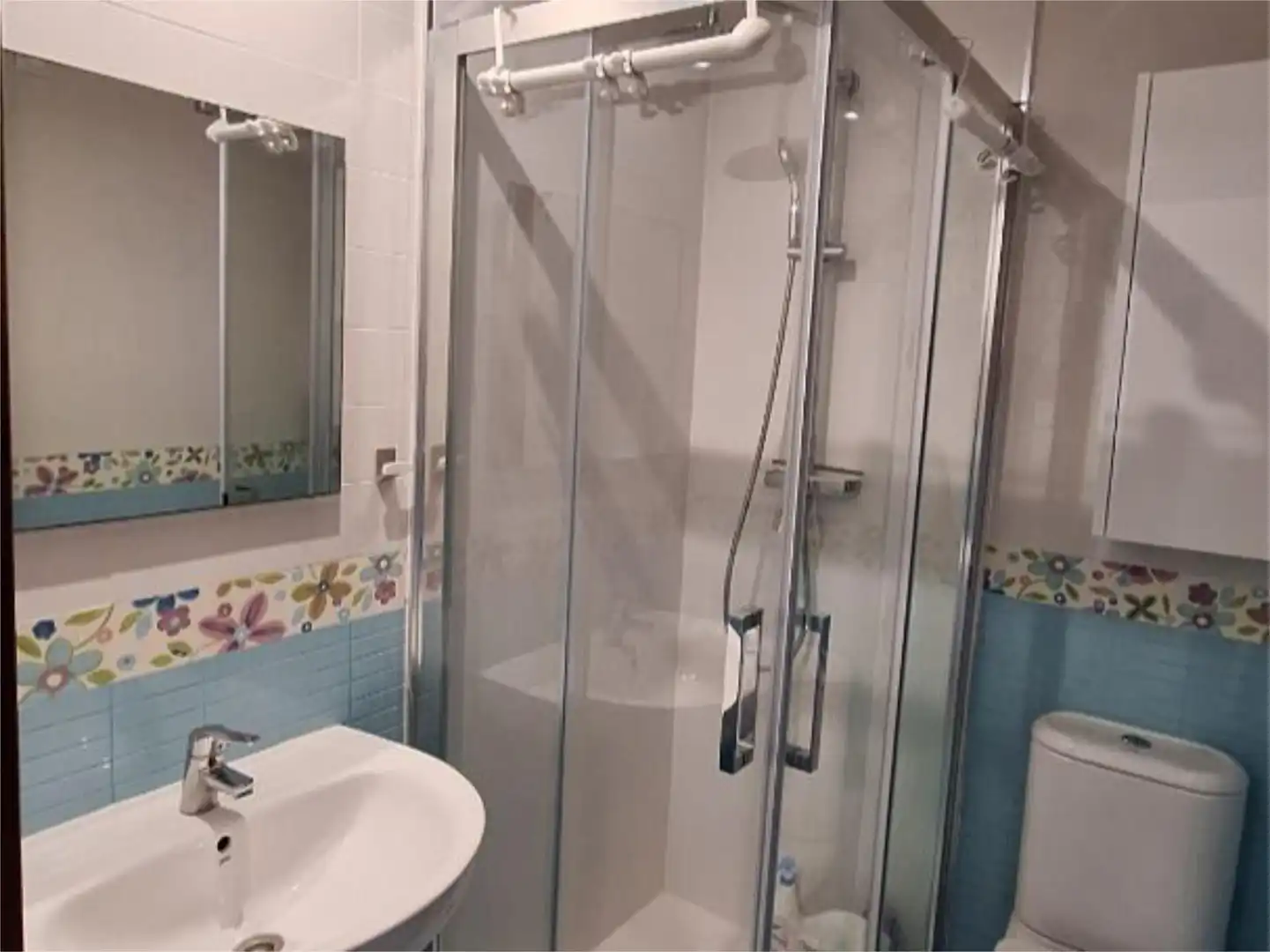 Flat for rent in Cap-negret, 47, L'Olla Bathroom of Flat for rent in Altea with Air Conditioner and Swimming Pool