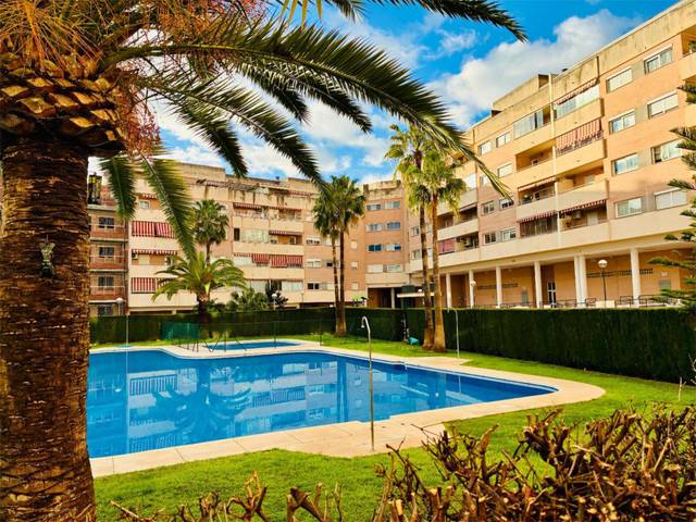 Piso en Venta en Avenida María Zambrano, 1 en Los Rios