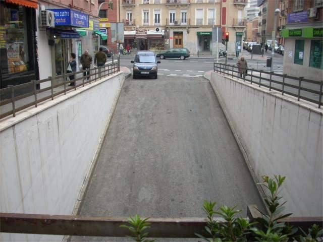 Garaje en Alquiler en Valdeacederas