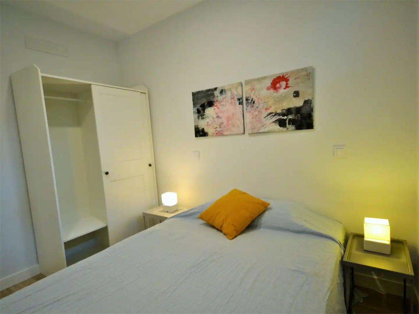Apartamento de alquiler en Calle Ignacio Ellacuría, 12, Ventas Habitación de Apartamento de alquiler en Madrid con Calefacción y Amueblado