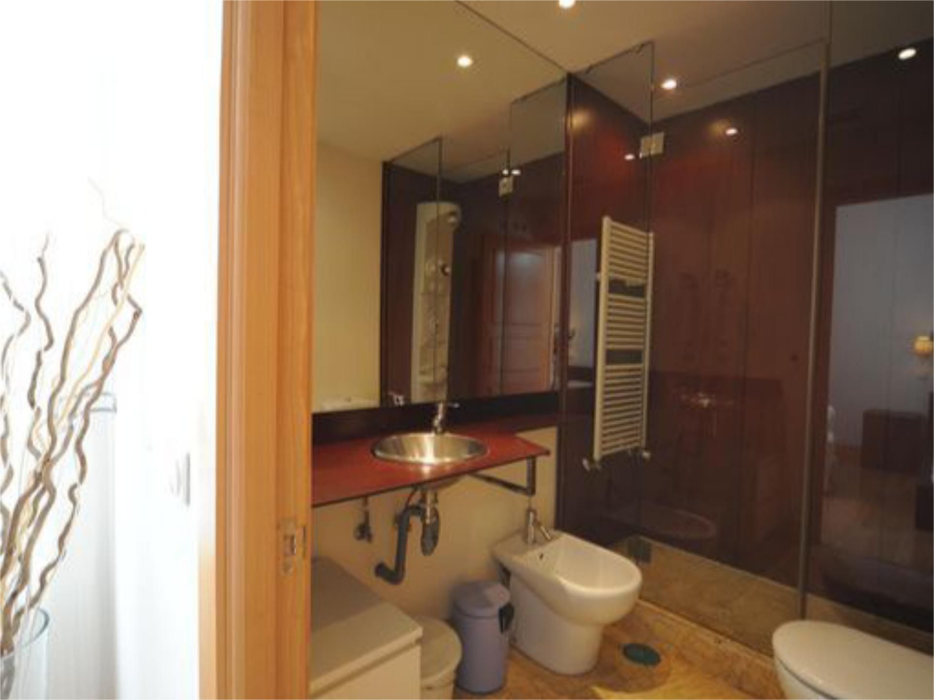 Apartamento de alquiler en Calle Oropéndola, 13, Pizarrales Baño de Apartamento de alquiler en Salamanca Capital