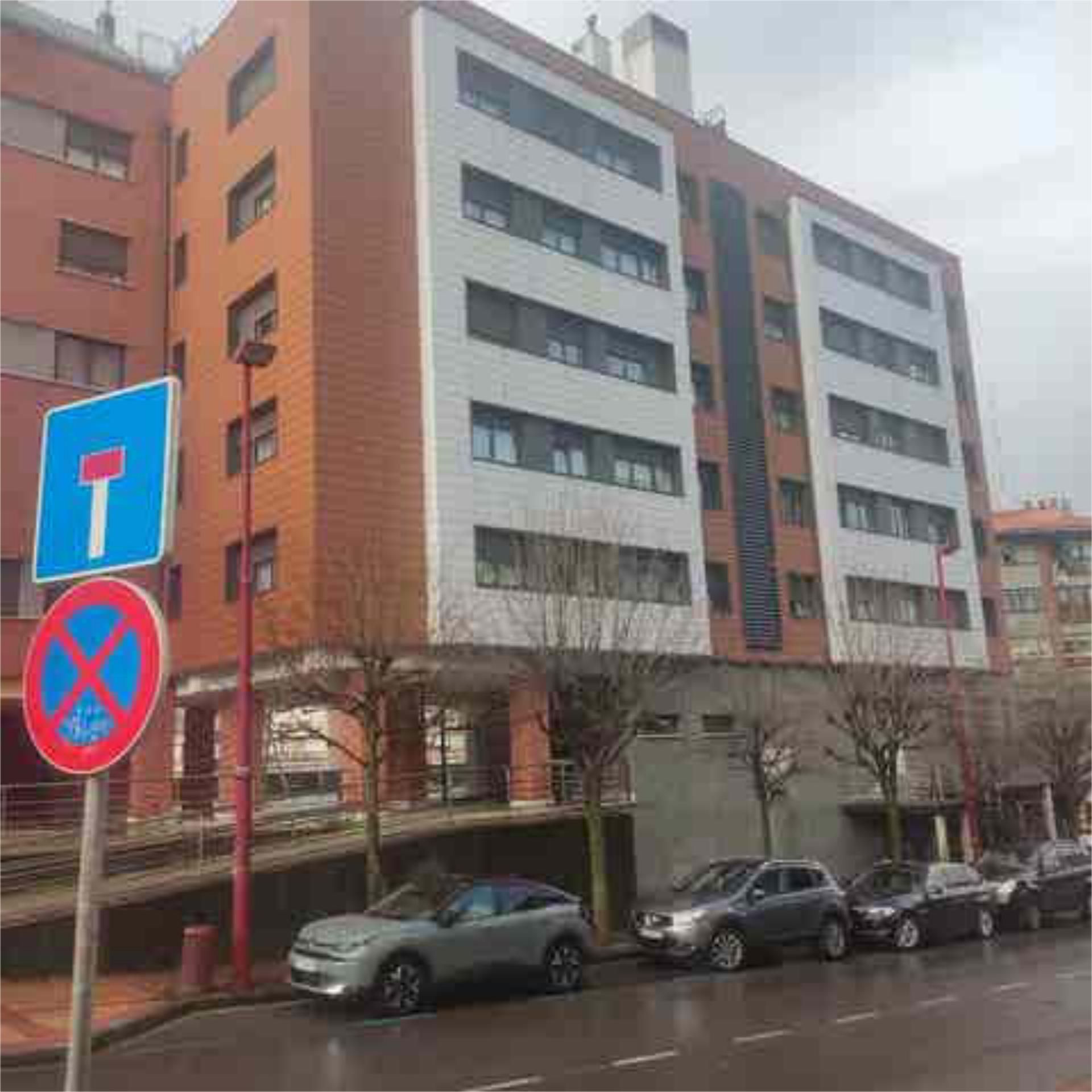 Vista exterior de Garatge de lloguer en Barakaldo 