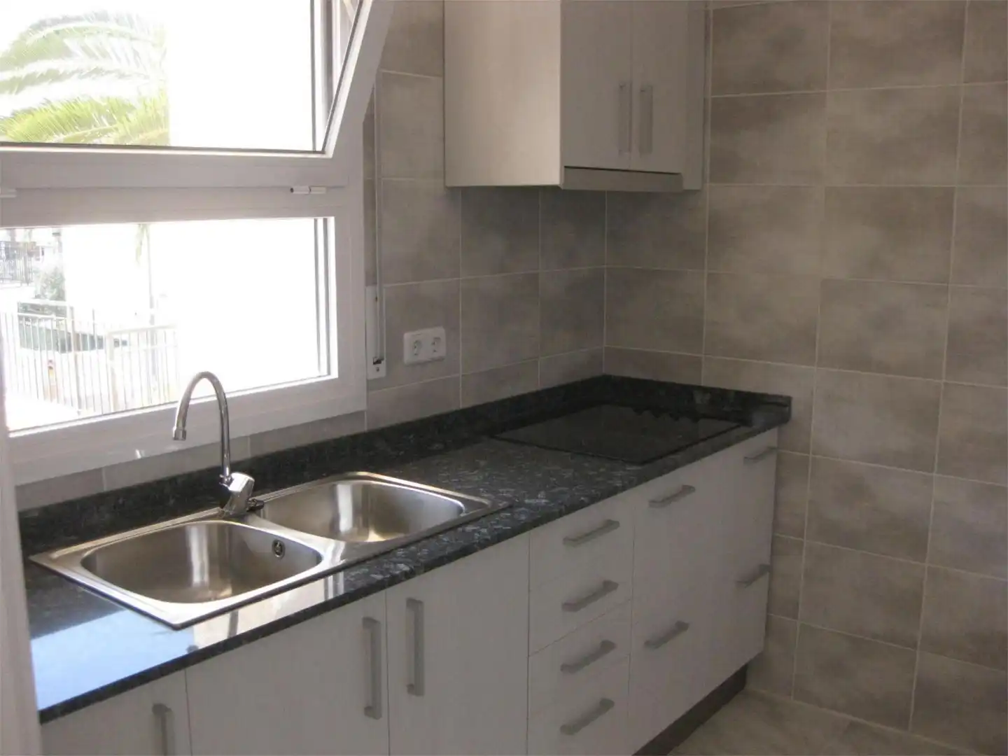 Wohnung zur Miete in Carrer de la Pedrera, 3, Els Grecs - Mas Oliva Küche von Wohnung zur Miete in Roses mit Terrasse und Möbliert