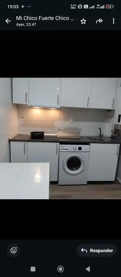 Kitchen of Flat for share in  Logroño  with Private garden, Storage room and Furnished