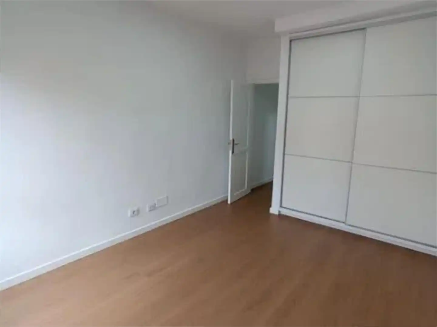 Dormitori de Pis de lloguer en Las Palmas de Gran Canaria amb Parquet