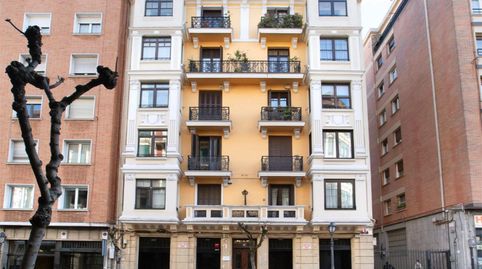 Piso en venta en Zabalburu, Bilbao - imagen 2 Foto 2 de Piso en venta en Zabalburu, Bilbao