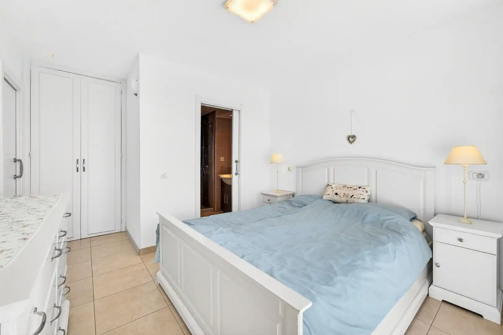 Wohnungen zum Verkauf in Calle Sierra Nevada, 4, Los Cristianos Schlafzimmer von Wohnungen zum Verkauf in Arona mit Terrasse, Schwimmbad und Balkon