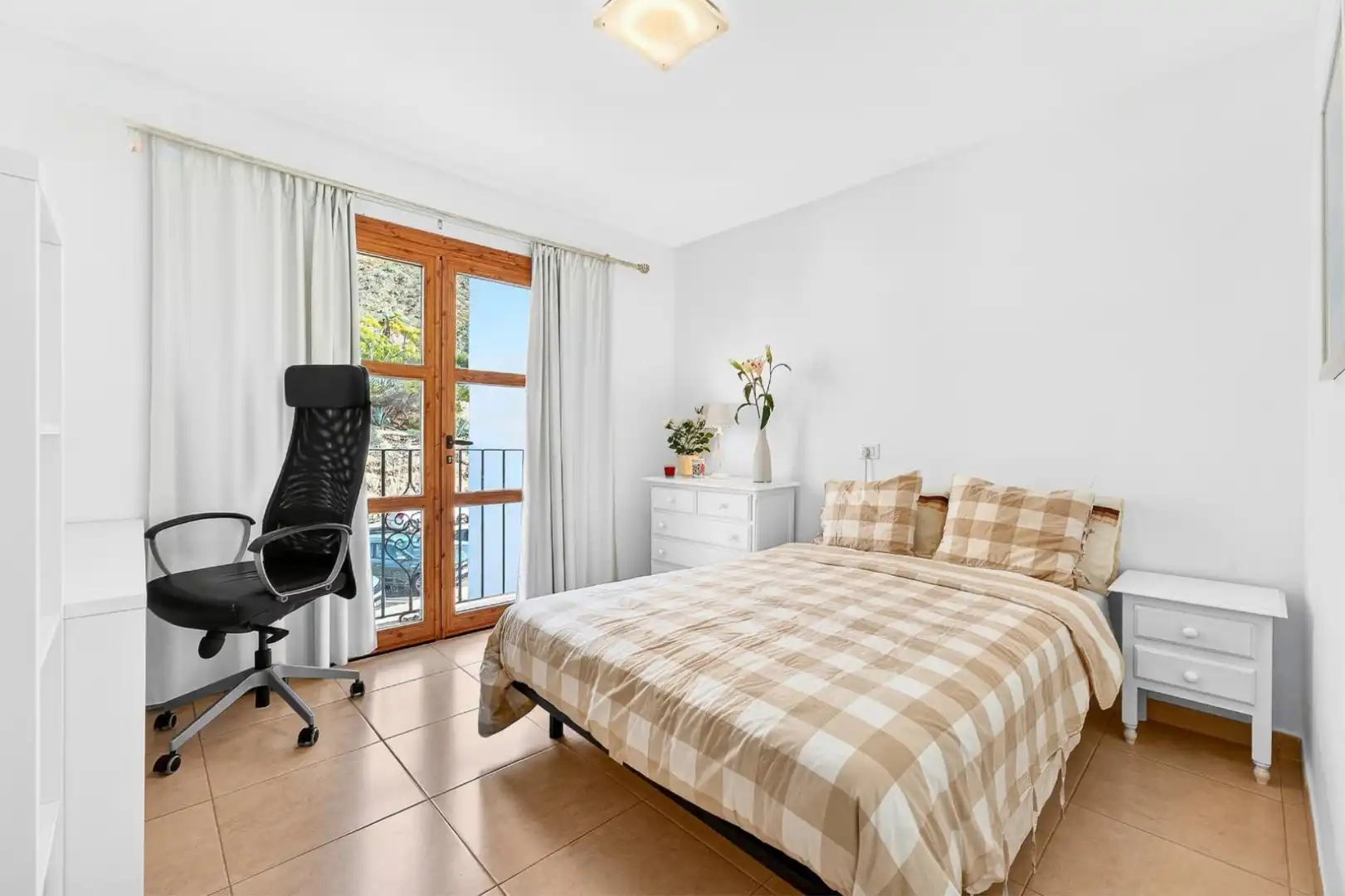 Wohnungen zum Verkauf in Calle Sierra Nevada, 4, Los Cristianos Schlafzimmer von Wohnungen zum Verkauf in Arona mit Terrasse, Schwimmbad und Balkon