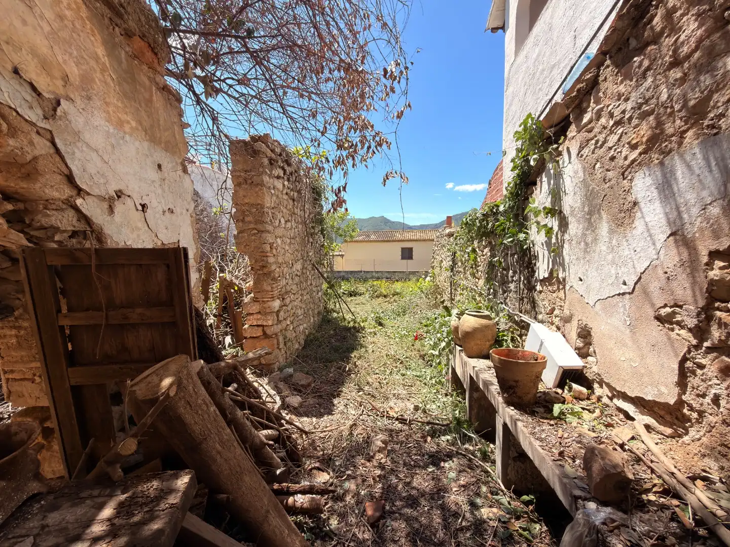 Casa adosada en venta en Carrer Sant Josep, 9, Llíber Casa adosada en venta en Llíber con Jardín privado