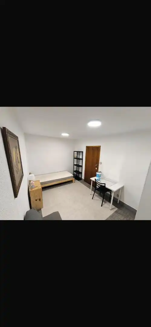 Schlafzimmer von Wohnung zur untervermieten in Lugo mit Heizung und Möbliert