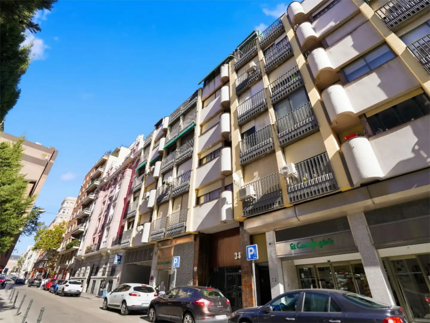 Piso en venta en Calle del Tutor, 38, Argüelles Vista exterior de Piso en venta en Madrid con Aire acondicionado, Calefacción y Parquet