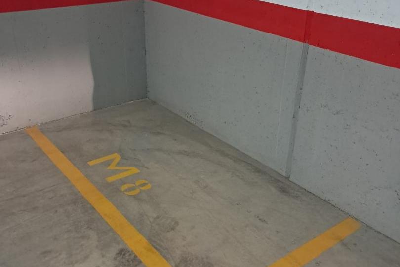 Garage to rent in Carrer D'ustrell, 14, Hostafrancs, Sabadell - image 1 Photo 1 of Garage to rent in Carrer D'ustrell, 14, Hostafrancs, Sabadell