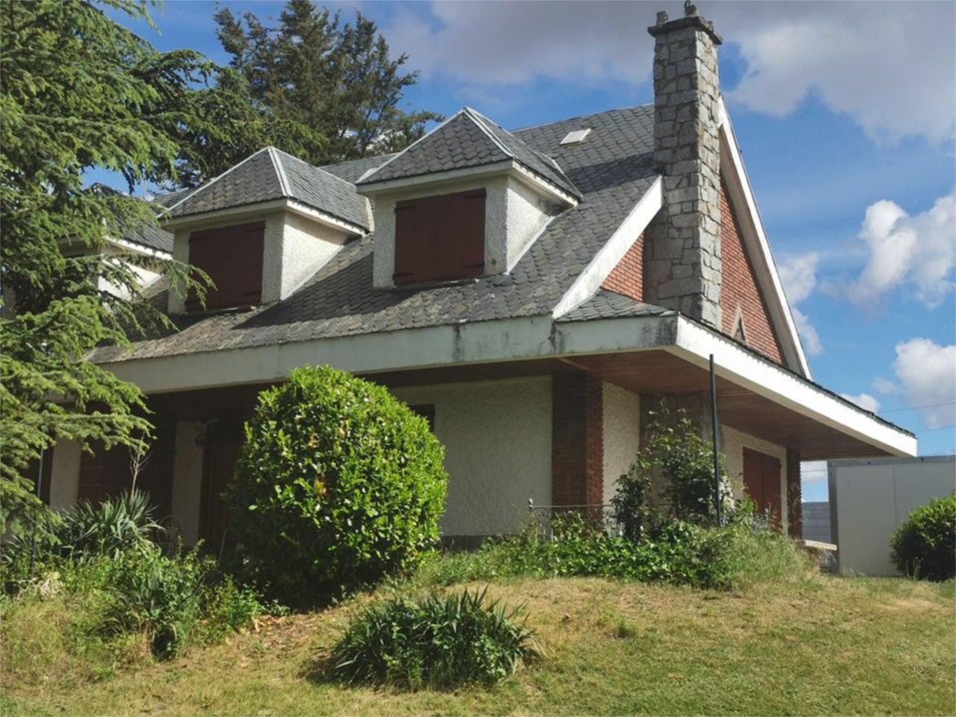 Casa o xalet en venda a Lugar Barceras las, 1, Santa Marta de Tormes Vista exterior de Casa o xalet en venda en Santa Marta de Tormes amb Terrassa i Piscina