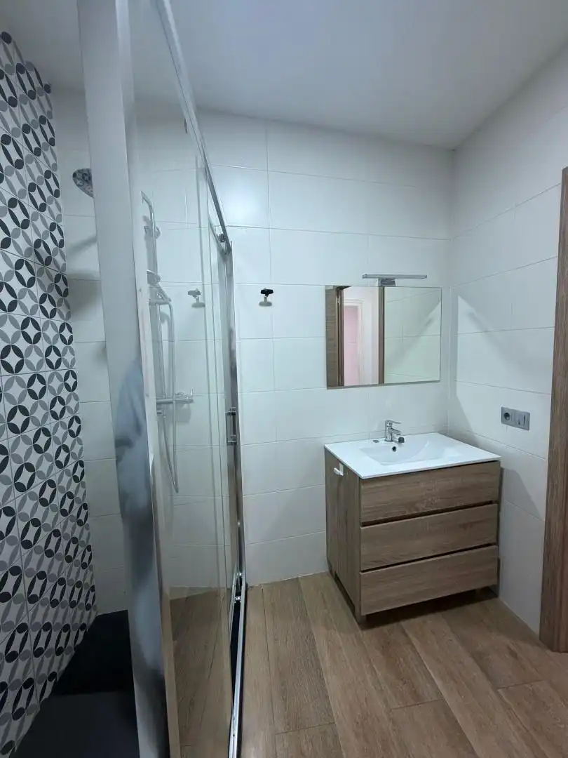 Casa adosada en venta en Carrer Doctor Martin, 3, Belianes Baño de Casa adosada en venta en Belianes con Trastero y Balcón