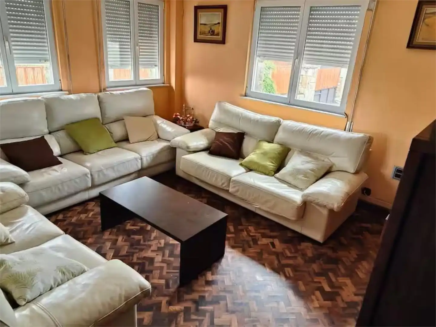 Sala de estar de Casa o chalet en venta en Calzada de Valdunciel con Terraza, Piscina y Balcón