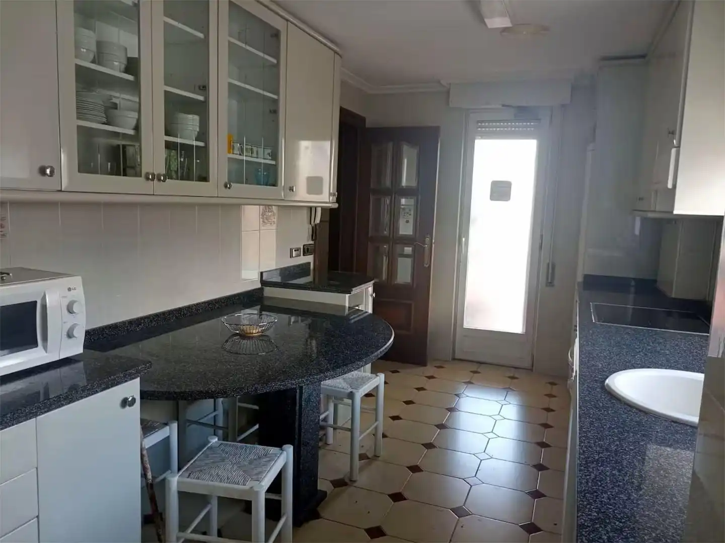 Cocina de Casa o chalet en venta en Calzada de Valdunciel con Terraza, Piscina y Balcón