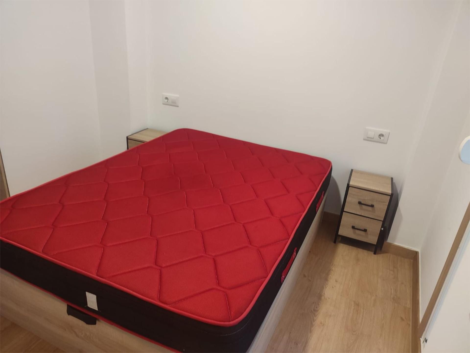 Bedroom of Flat to rent in Vigo   with Air Conditioner, Heating and Storage room