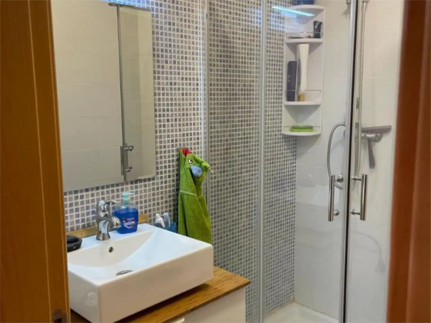 Piso en venta en Calle Los Chopos, 5, Villarcayo de Merindad de Castilla la Vieja Baño de Piso en venta en Villarcayo de Merindad de Castilla la Vieja con Calefacción, Terraza y Piscina