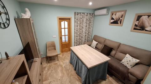 Foto 3 de Casa adosada en venta en Calle África, 15, Torredonjimeno, Jaén