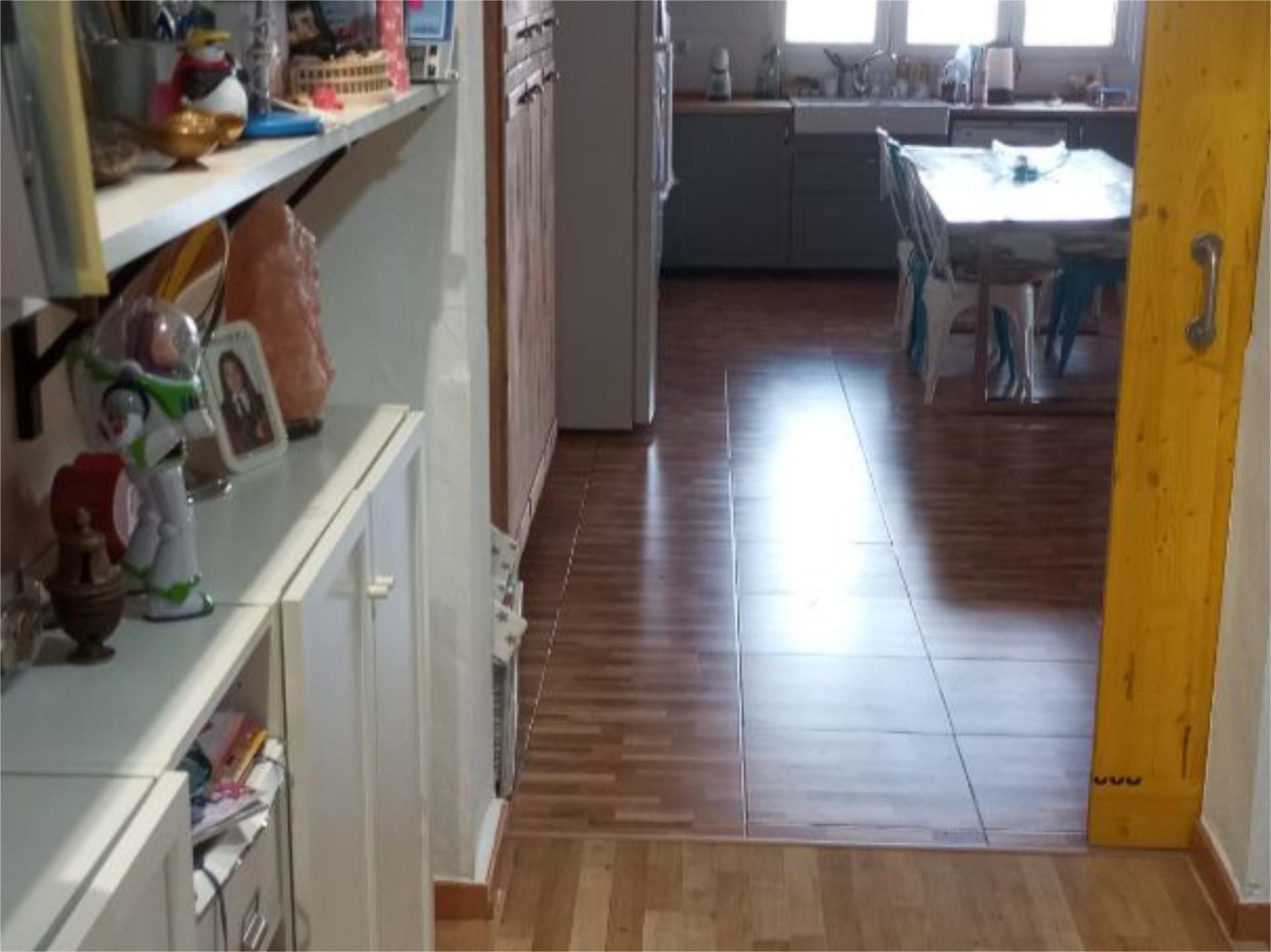 Cuina de Casa o xalet de lloguer en Sierra de Yeguas amb Aire condicionat, Calefacció i Jardí privat